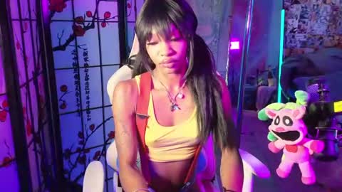 Fae and Cheta online show from July 20, 2:08 pm