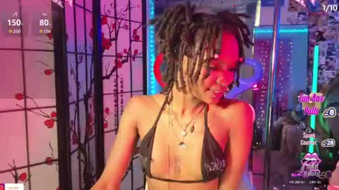 Fae and Cheta online show from July 2, 1:05 pm