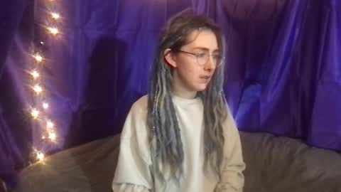 Fae online show from February 5, 8:32 am