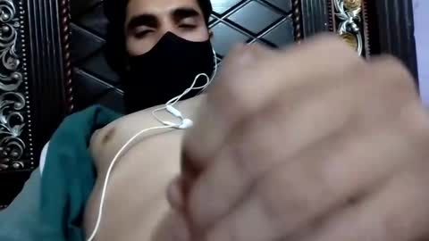 fahad783297 online show from December 8, 8:25 pm