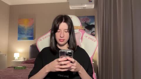 Bloom  online show from September 22, 5:50 pm