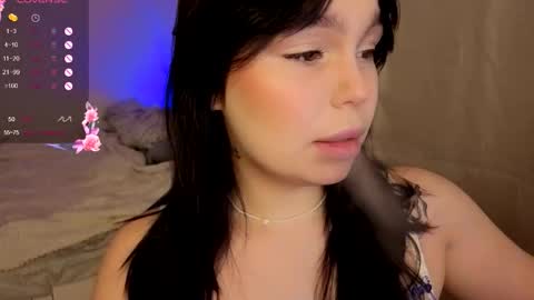 Snapshot of fairy_mairy chatting on October 28, 12:44 am Mairy online show from October 28, 12:44 am