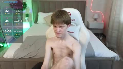 Fakeangel online show from November 5, 9:22 am