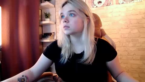 Bella online show from November 24, 2:49 pm