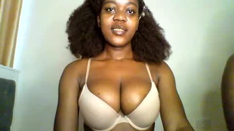 fancyfingers1  online show from July 21, 4:47 am