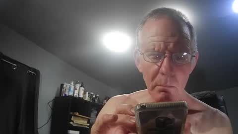 fantasyresort online show from April 13, 3:11 am