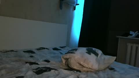 Kira online show from April 19, 11:40 pm