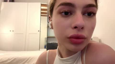 Luna online show from April 29, 4:01 pm