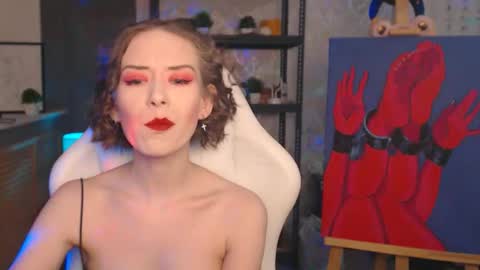 Fascinating   Eyes online show from February 11, 9:51 pm