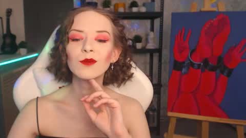 Fascinating   Eyes online show from November 9, 6:43 pm