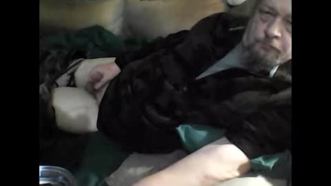 HoneyCumJuice4U online show from December 2, 7:51 am