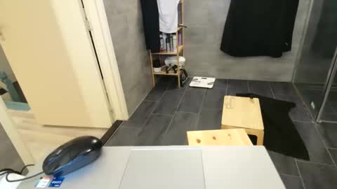 fattenmenow online show from December 12, 2:26 am