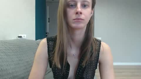 favoriteyour online show from November 8, 4:59 am