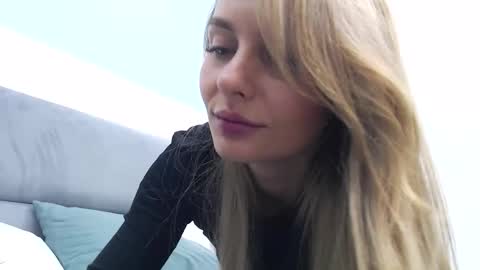 Snapshot of fayko21 chatting on October 17, 8:35 pm fayko21 online show from October 17, 8:35 pm