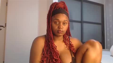 Snapshot of fayzah24 chatting on January 7, 1:49 am PRETTY online show from January 7, 1:49 am