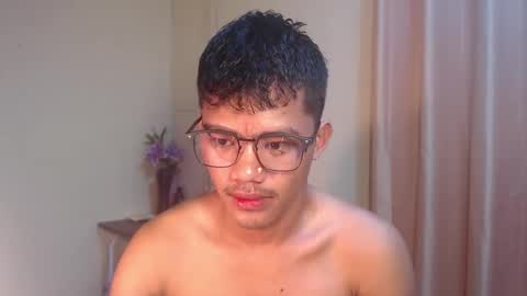 Snapshot of fearless_24 chatting on October 5, 6:26 pm Josh online show from October 5, 6:26 pm