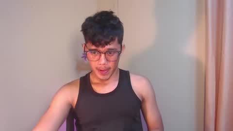 Snapshot of fearless_24 chatting on October 10, 8:13 pm Josh online show from October 10, 8:13 pm