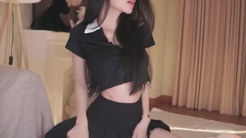 Snapshot of feel_me_00 chatting on October 25, 7:14 pm feel_me_00 online show from October 25, 7:14 pm