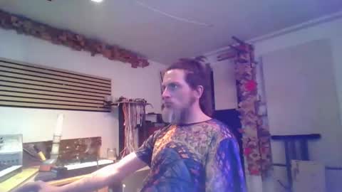 Snapshot of feelfemdom chatting on March 8, 7:05 am feelfemdom online show from March 8, 7:05 am