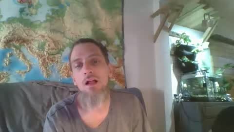 Snapshot of feelfemdom chatting on September 25, 2:46 pm feelfemdom online show from September 25, 2:46 pm