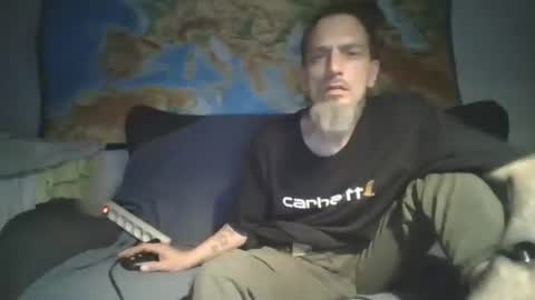 Snapshot of feelfemdom chatting on September 17, 4:05 am feelfemdom online show from September 17, 4:05 am