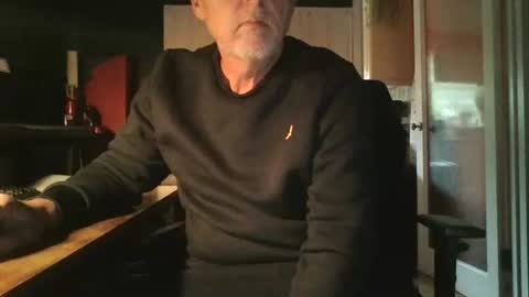 Snapshot of feet_fan69 chatting on October 16, 2:06 pm John Buck online show from October 16, 2:06 pm