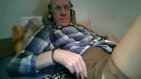 feinstrumpfhose 3 online show from January 6, 7:07 pm