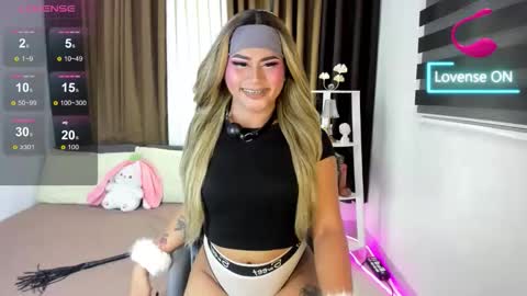 FELLY online show from February 20, 6:13 am