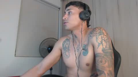 felilope23 online show from July 14, 10:21 am