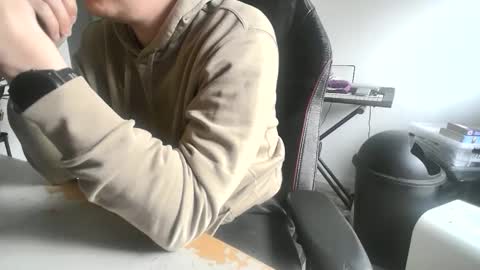 fem_alice_louis_dom online show from May 19, 11:17 am