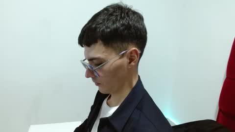 FeniXtream online show from January 7, 7:38 pm