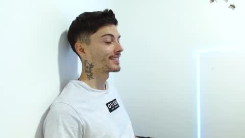 FeniXtream online show from December 13, 1:22 pm