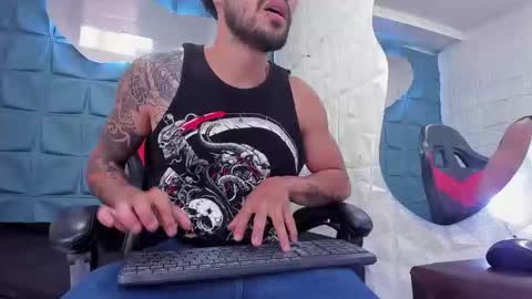 Daniel Fernando online show from February 1, 7:23 pm