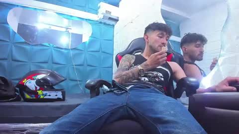 Daniel Fernando online show from March 6, 9:42 pm