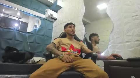 Daniel Fernando online show from March 8, 7:31 pm