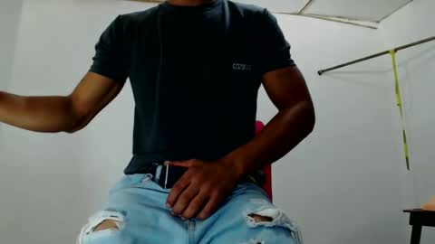 Snapshot of fernandez_latinblack chatting on January 16, 3:02 am fernandez_latinblack online show from January 16, 3:02 am