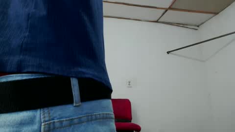 Snapshot of fernandez_latinblack chatting on January 30, 4:37 am fernandez_latinblack online show from January 30, 4:37 am