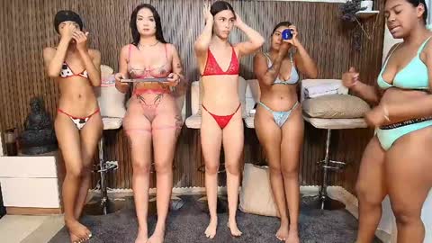 alice and samm online show from November 26, 11:18 am