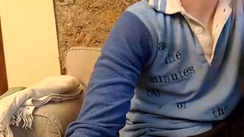 Snapshot of fidelio89 chatting on February 6, 9:28 pm Fid online show from February 6, 9:28 pm