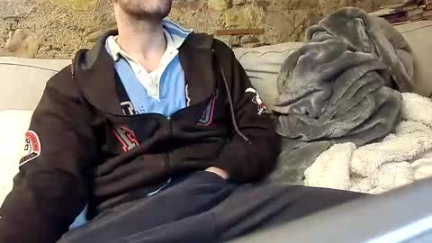 Snapshot of fidelio89 chatting on February 17, 11:11 pm Fid online show from February 17, 11:11 pm