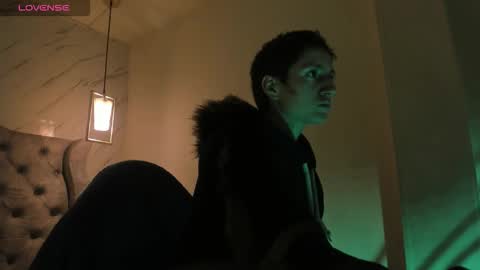   online show from February 25, 11:58 am