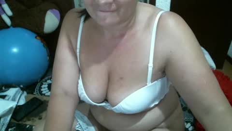 Snapshot of fierywoman158 chatting on February 4, 10:45 pm FIERYWOMAN online show from February 4, 10:45 pm