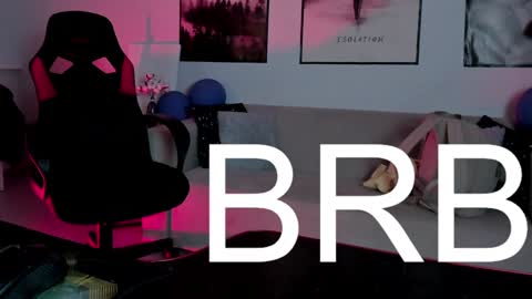 cap and Lana  online show from February 6, 11:09 am