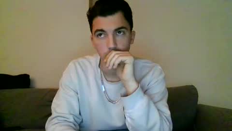 MilfnDaddy online show from December 16, 8:41 am