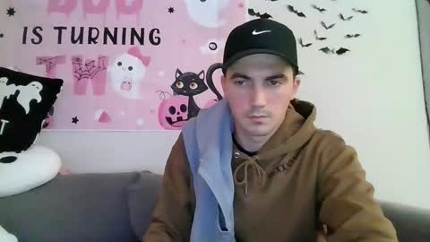 MilfnDaddy online show from November 7, 5:54 am