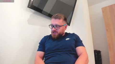 FindomGuyXXX online show from February 19, 11:48 pm