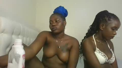 melanie online show from November 21, 10:13 am