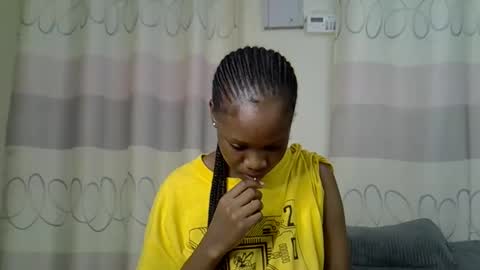 fine_queen12 online show from February 5, 10:30 am