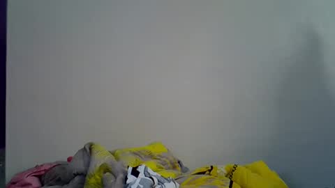 Snapshot of fine_slim chatting on October 1, 3:27 am slimmie online show from October 1, 3:27 am