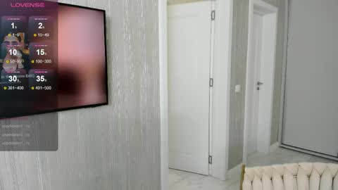 FinestChantilly online show from June 5, 12:32 pm
